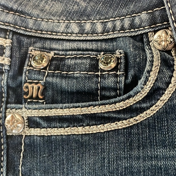 Miss Me signature Bermuda jeans shorts - Picture 4 of 11